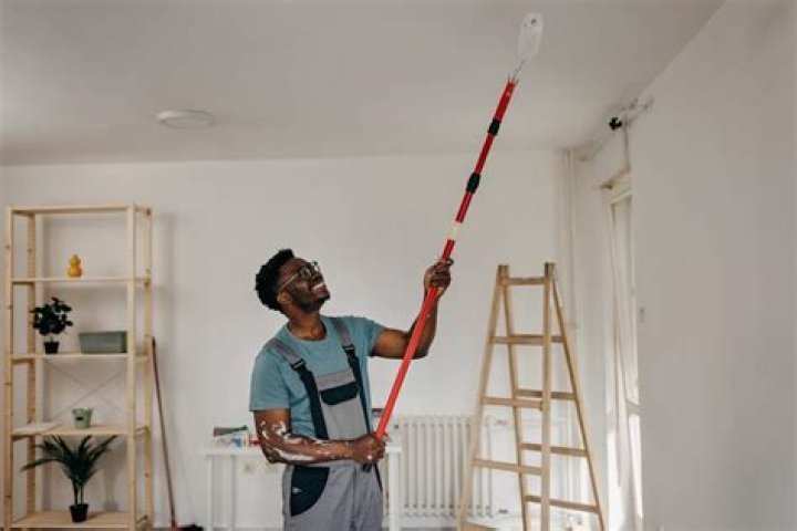 Can a ceiling be painted the same color as the walls
