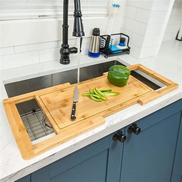 Can you wash bamboo cutting boards in the dishwasher