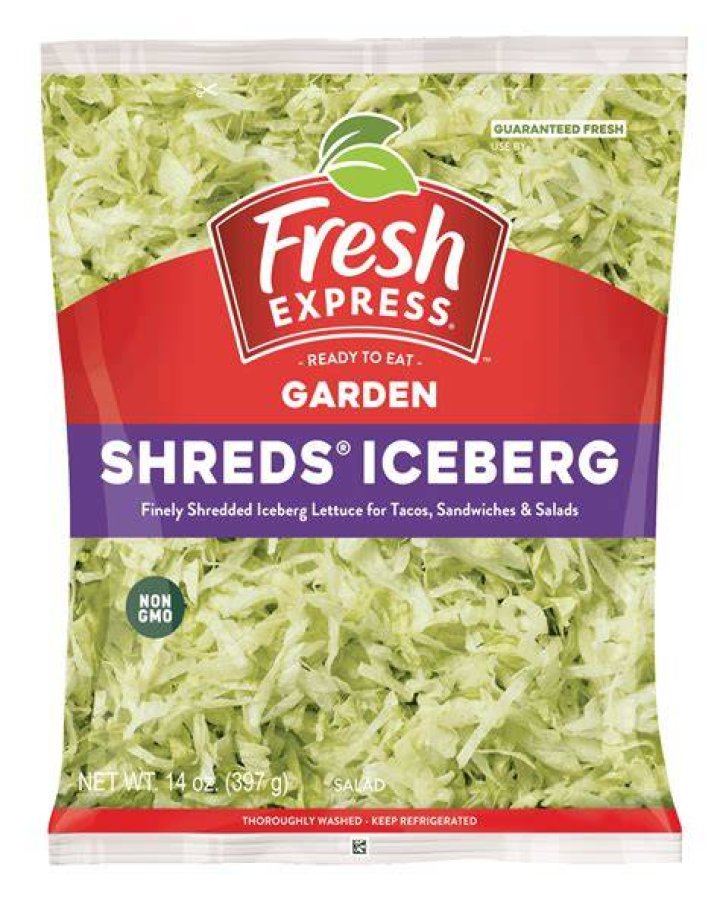 How do you keep shredded iceberg lettuce fresh