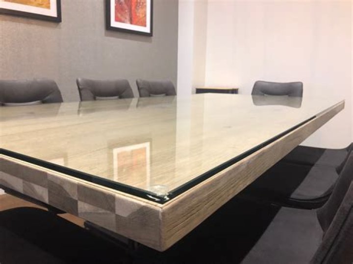 How do you order glass for a table top