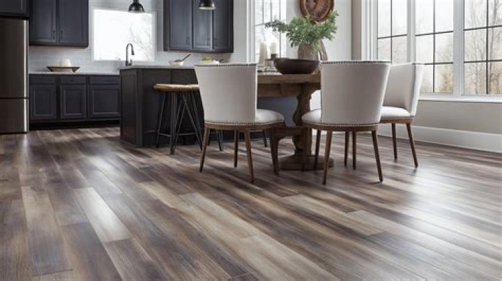 How do you tell if my kitchen floor is vinyl or linoleum