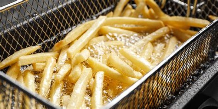 Is Frying food in coconut oil bad for you