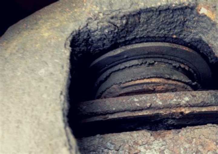 Is it safe to drive with a frozen caliper