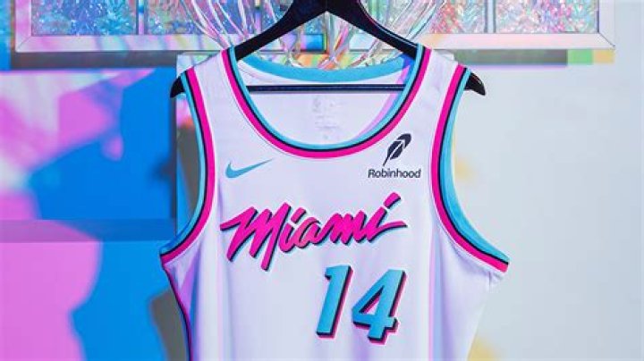 Is Miami a gay city