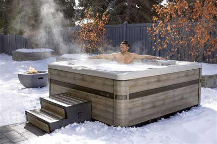 What base do you need for a hot tub